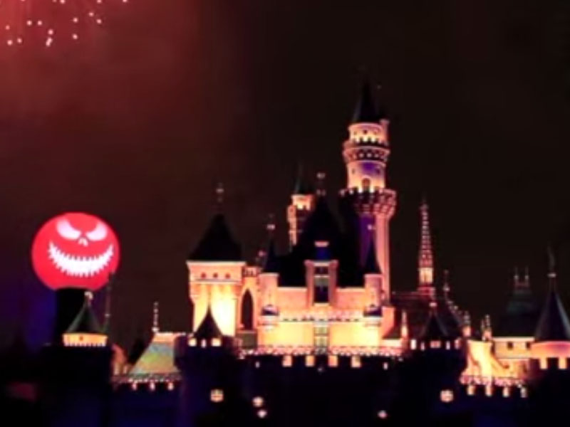 Animation: Halloween Screams at Disneyland